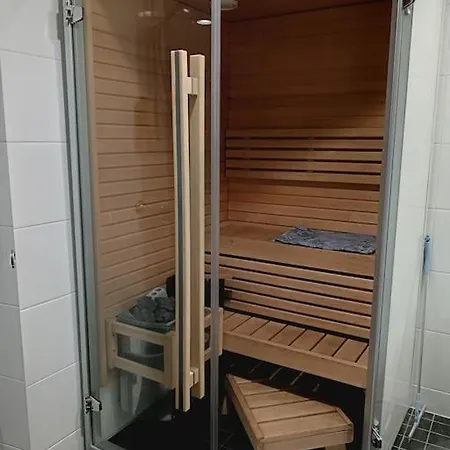 Helsinki-vantaa Airportstudio3 万塔